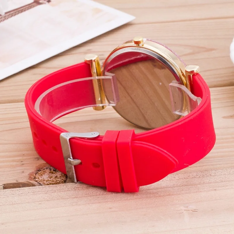Luxury TOP DQG Brand Ladies Watch Red Silicone Diamond Men Digital Quartz Wrist Watches For Women Montre Femme Dropshipping Gift - Image 6